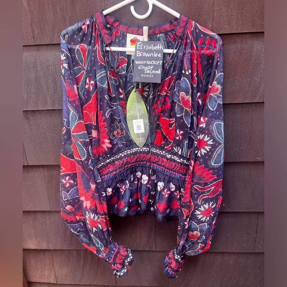 Farm Rio Tropical shine v neck dark blue blouse. Size Large NWT beaded tassel